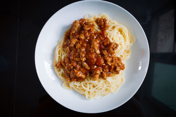 Spaghetti with tomato sauce and pork