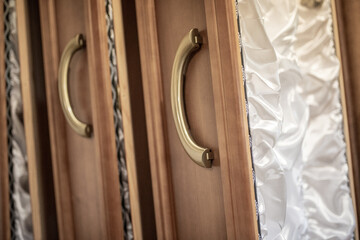 Sarg Lager für Bestatter