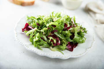Healthy mixed green salad