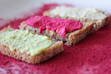 Brot mit Meerrettich 