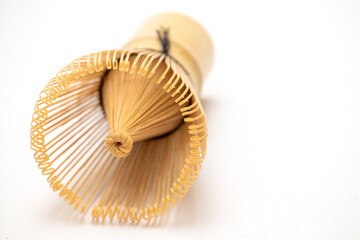 Obraz premium Prongs Natural Bamboo Chasen Matcha Whisk Green Tea Powder Brush Tool Isolated on White Background