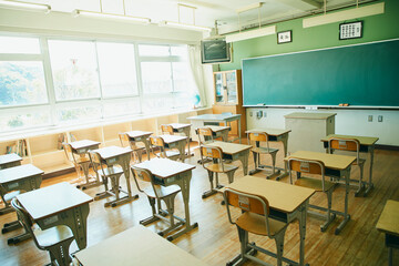 学校 晴れた日の教室