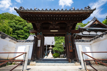 Fototapeta premium たけはら町並み保存地区 -西方寺- 安芸の小京都
