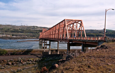 Landscape of The Dalles bridge taken from the Washington side of the Columbia river.  The steel truss cantilever bridge was completed in 1953, one of two cantilever bridge built 