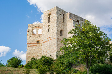 Fototapeta na wymiar View of Kazimierz Dolny Castle, Poland