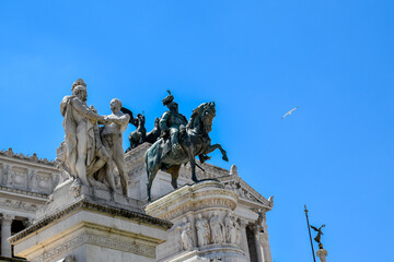 Fototapeta na wymiar Statue of King Vittorio Emanuele II on the Vittoriano base in the center of Rome