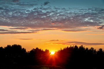Abendhimmel in der Normandie Frankreich