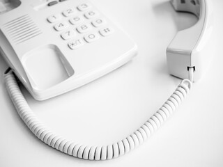 白いビジネス電話のクローズアップ写真