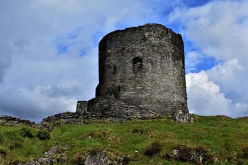 Fototapeta na wymiar Dolbadarn Castle, Llanberis, Snowdonia National Park, North Wales
