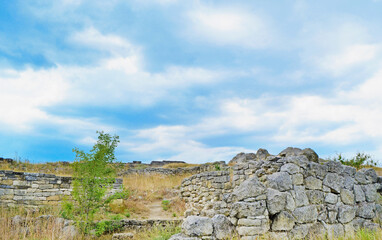 Fototapeta na wymiar View of ancient ruins against the sky