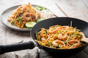 pan fried shrimp pad thai with lime