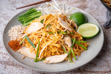 pan fried chicken pad thai with lime
