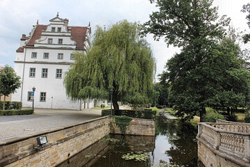 Fototapeta na wymiar Seitenansicht Schloss Zabeltitz