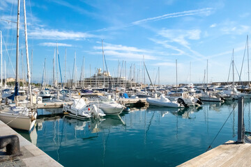 Fototapeta premium Sailboats and luxury yachts fill the marina along the French Riviera at Antibes, France.