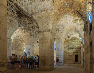 En 1979 la Unesco declaró al conjunto histórico de Split, incluyendo el palacio de Diocleciano,...