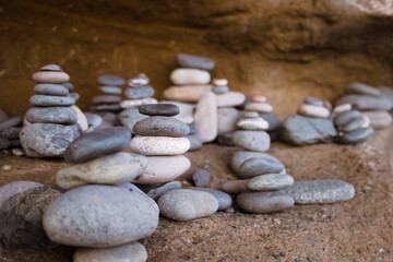 Fototapeta na wymiar group of small stone cairns 