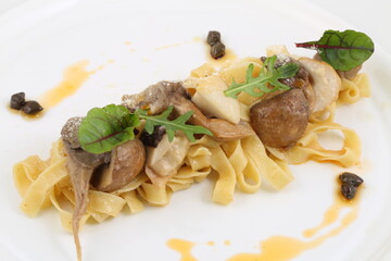 Noodles with mushrooms