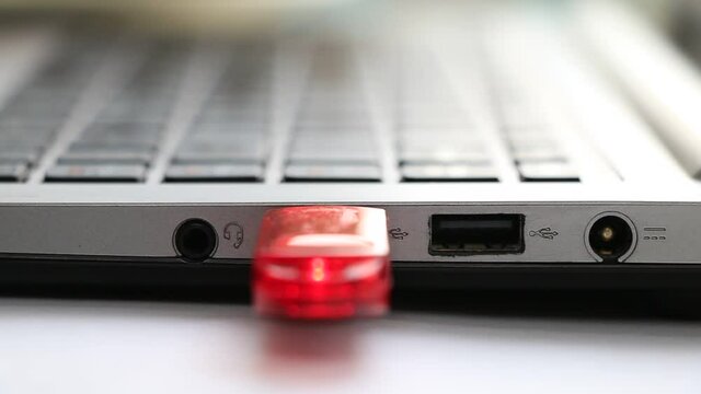 USB flash drive in the laptop