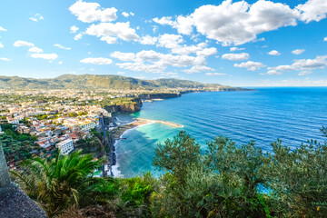 Obraz premium Morning on the Amalfi Coast near the town of Sorrento in Italy on a warm summer day