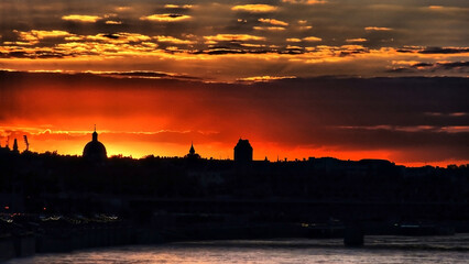 Fototapeta premium Zachód słońca na Wisłą Warszawa