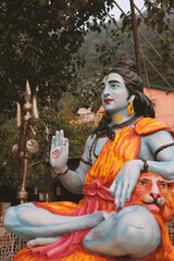 Beautiful photo of the statue of Lord Shiva in Rishikesh.