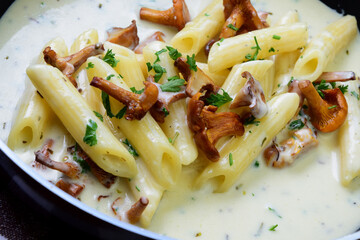 Pfifferlinge Penne Sahnesauce