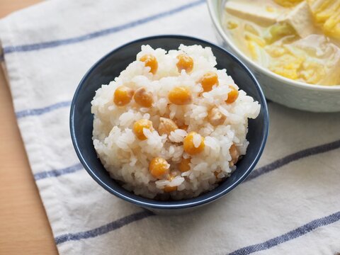 흰밥 이미지 – 찾아보기 87 스톡 사진, 벡터 및 비디오 | Adobe Stock
