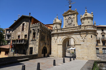 Fototapeta na wymiar The Gate of Santa Ana in the historic centre of Durango, in the Basque Country, Spain