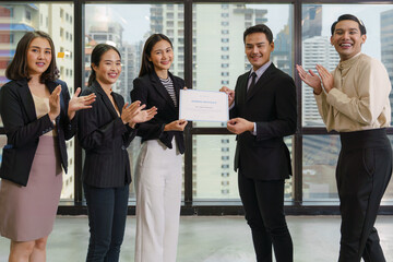business certificate and reward receiving ceremony