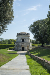 Fototapeta na wymiar Mausoleum of Theodoric in Ravenna