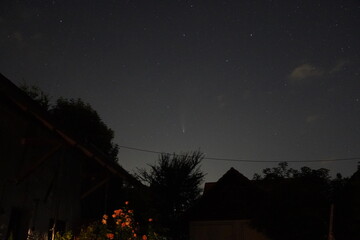 Fototapeta na wymiar Nachthimmel mit Sternen und Komet