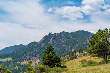 Fototapeta na wymiar Mountain scenery on a hike on sunny summer day