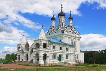 Church of the Annunciation in the village Taininskoe (1677). Moscow region (2010).