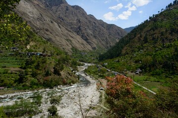 Fototapeta na wymiar Mountains of India, Himachal Pradesh