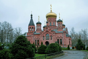 Fototapeta na wymiar Church of Elijah Prophet in the village Izvarino (1904). Moscow region (2013).