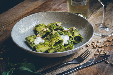 pasta with spinach and ricotta