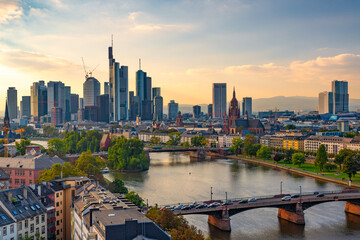 Fototapeta na wymiar Frankfurt, Germany skyline over the Main River