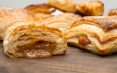 golden caramel puff pastries