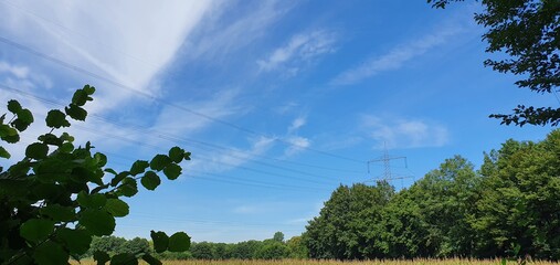 Traumhaft blauer Himmel