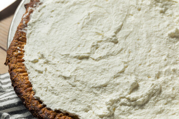 Homemade Sweet Banana Cream Pie