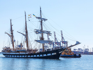 Fototapeta premium Odessa, Ukraine August 15, 2016: Training barquentine Italian Navy 