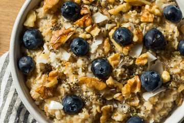 Homemade Healthy Breakfast Oatmeal