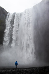 Skogafoss, una casacada bien fotogénica islandesa