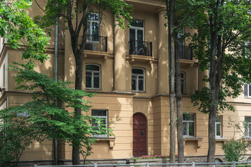 Fototapeta na wymiar The Stalinist facades of houses in city Pushkino, Leningrad oblast