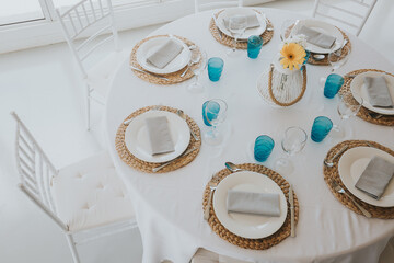 montaje de mesa almuerzo cena boda 