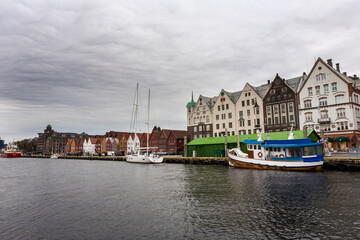 Vågen harbour, Bryggen district, Bergen, Hordaland, Norway