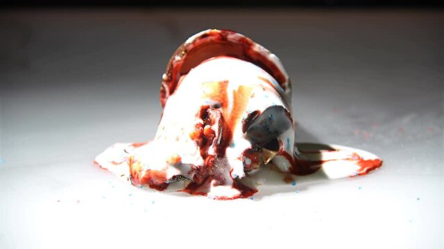Time-Lapse Ice Cream cone melts (4k video)