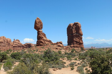 Fototapeta na wymiar arches national park balanced rock
