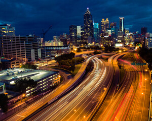 Obraz na płótnie Canvas Traffic at night in Atlanta