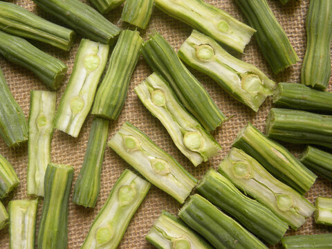 Diced cut green color raw fresh Drumsticks